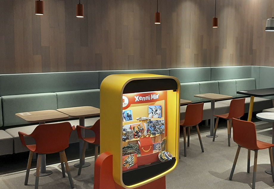 Під Києвом відкрили новий McDonald's: як він виглядає (фото)